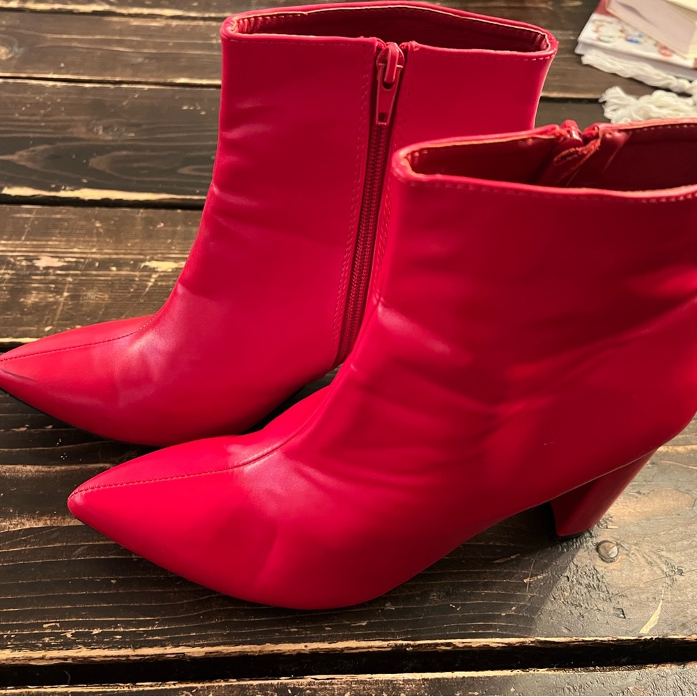 Red Pointed Toe Ankle Boots - Women's Fashion Booties